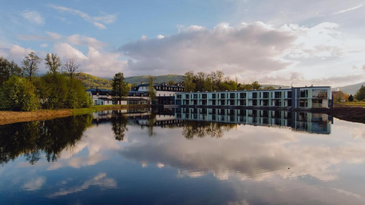 Palac Pakoszow Schlosshotel Wernersdorf يلينيا غورا المظهر الخارجي الصورة