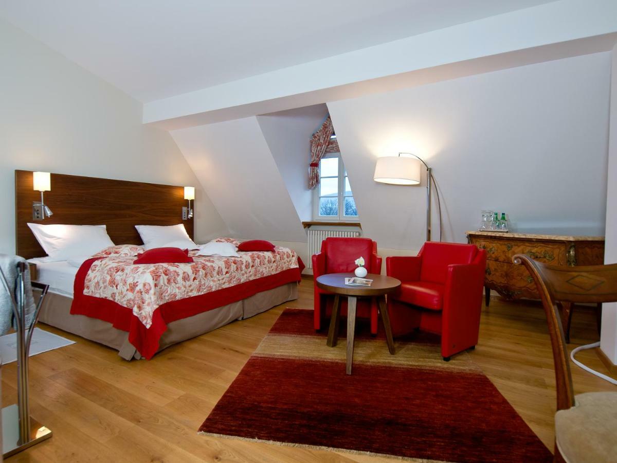 Palac Pakoszow Schlosshotel Wernersdorf يلينيا غورا المظهر الخارجي الصورة A room at the Hotel Axelmannstein