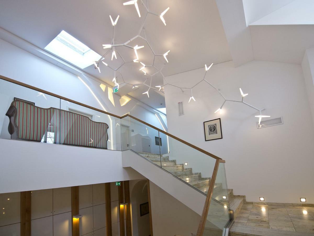 Palac Pakoszow Schlosshotel Wernersdorf يلينيا غورا المظهر الخارجي الصورة Interior of the museum